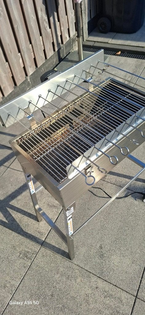 BBQ Houtkool Proff RVS met draaispit en motor + hoes, Ophalen, Nieuw, Met accessoires