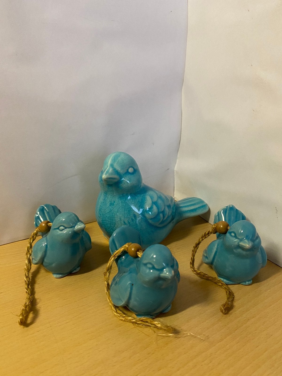4 vogels - blauw / turquoise - Keramiek beeldjes dieren, Verzamelen, Ophalen of Verzenden, Zo goed als nieuw, Dier
