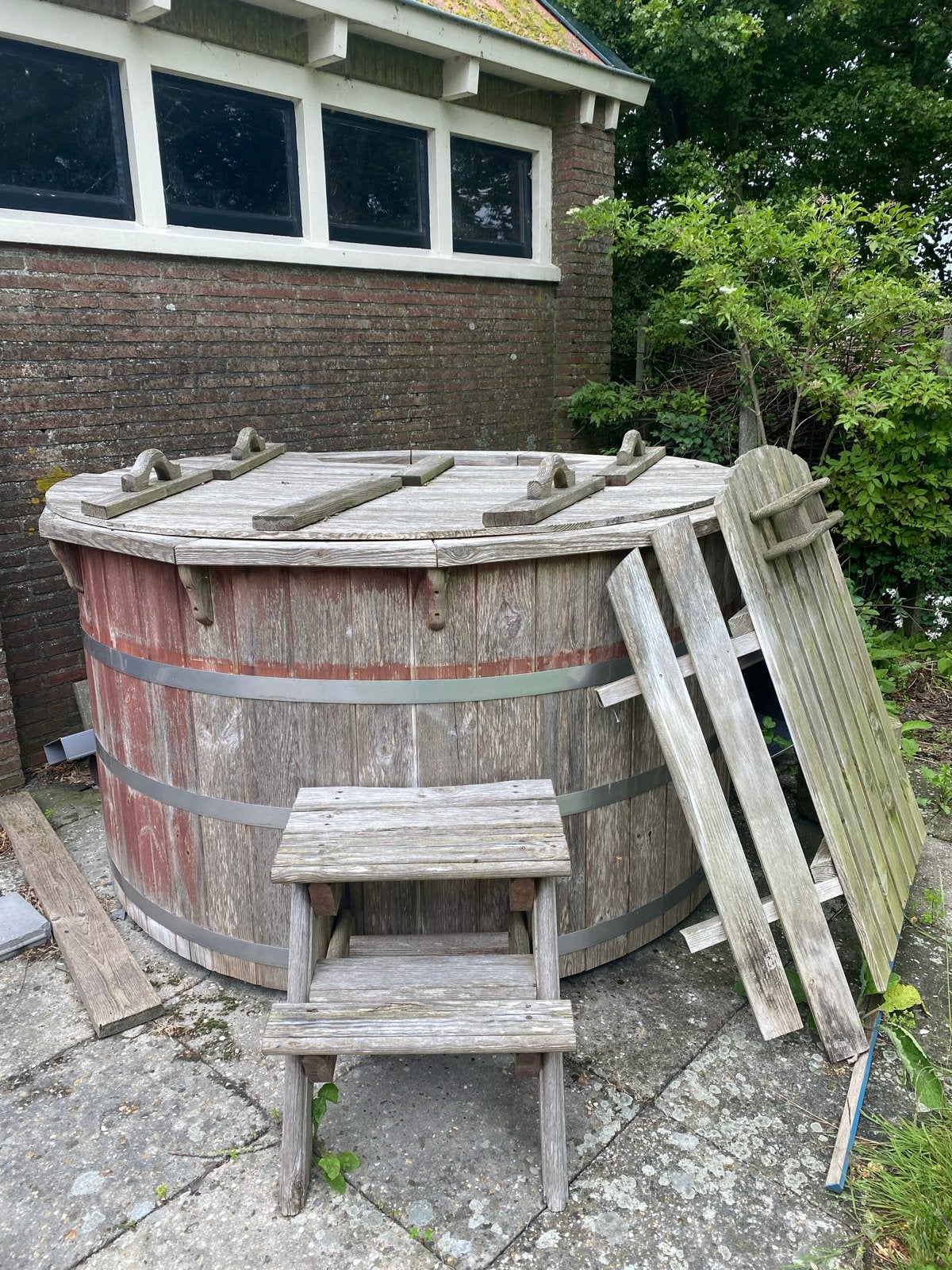 Houten Hottub met Externe Kachel - Gebruikt, Ophalen of Verzenden, Gebruikt, Afdekzeil, Vast