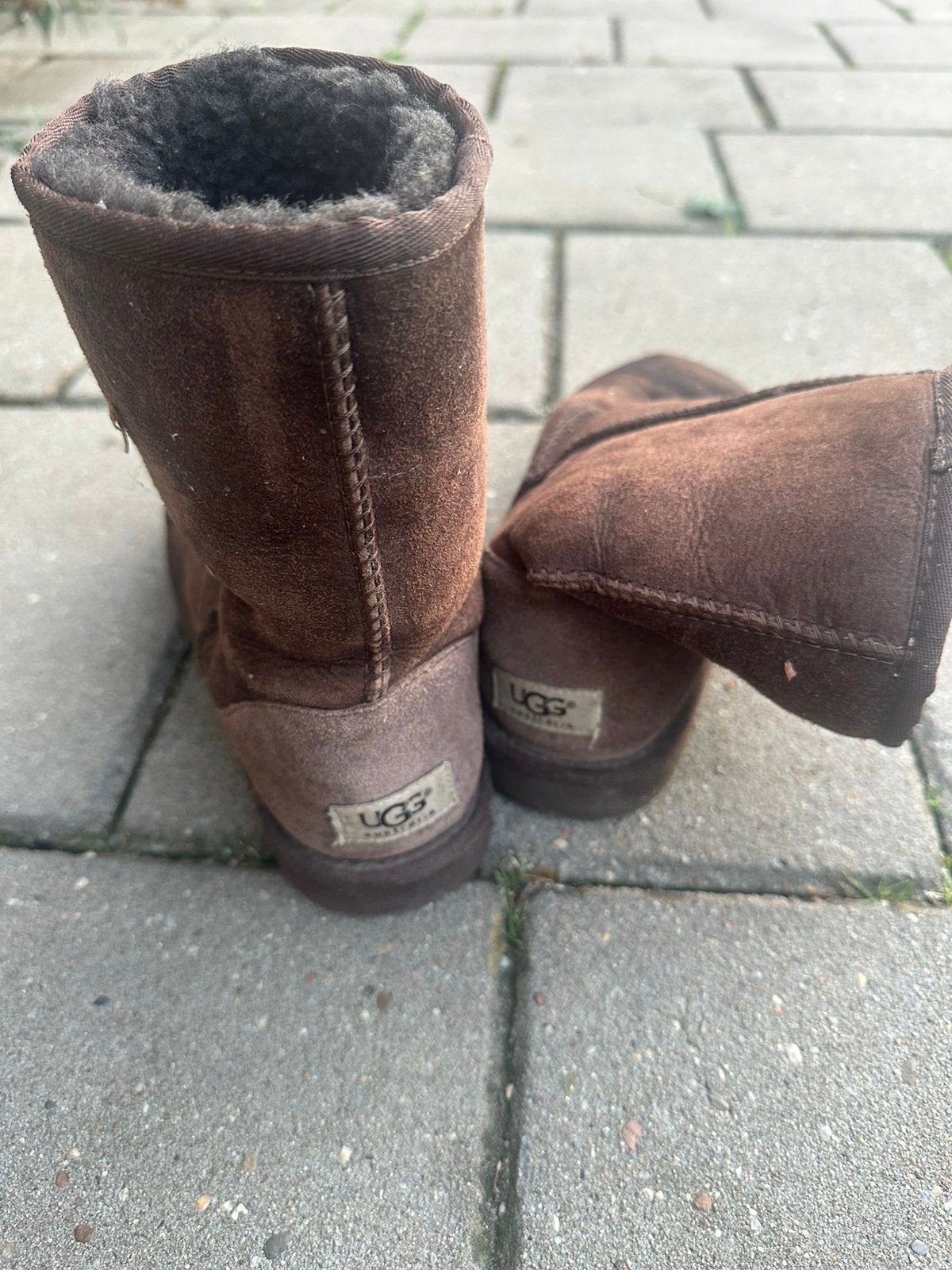 UGG Larezen maat 39, Ophalen