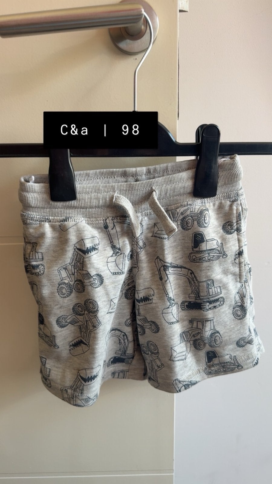 korte broeken maat 98 en 86, Kinderen en Baby's, Kinderkleding | Maat 98, Ophalen of Verzenden, Gebruikt, Jongen, Broek