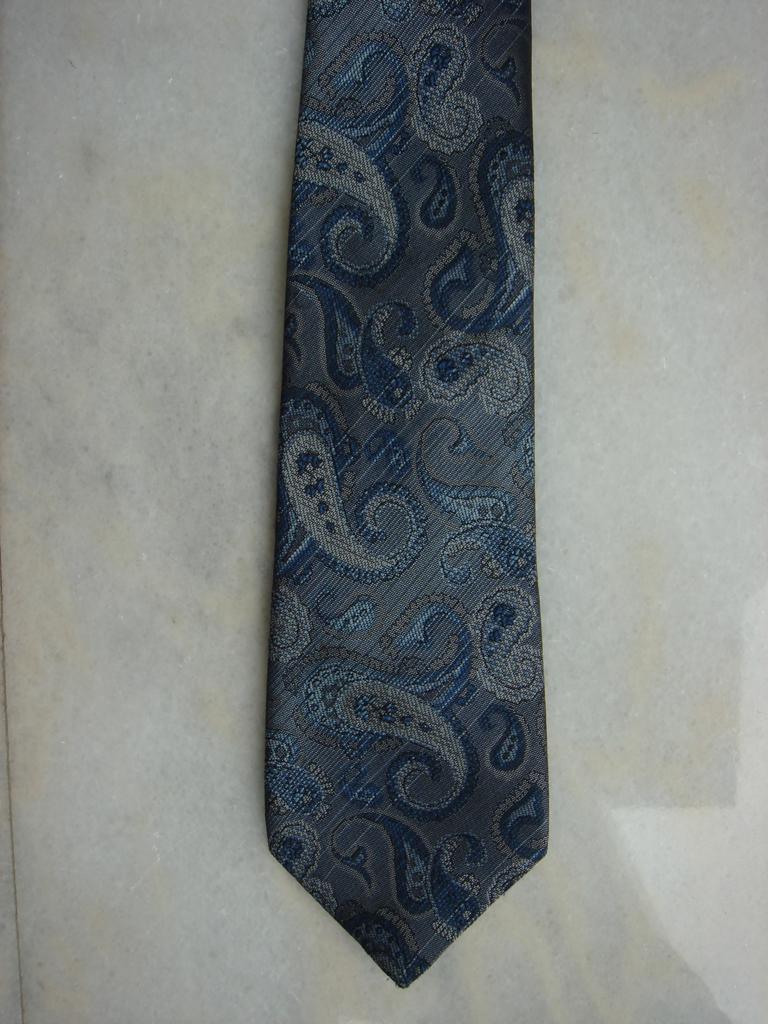 Bewerkte blauwe stropdas Canda, Kleding | Heren, Stropdassen, Blauw, Ophalen of Verzenden, Gedragen, Met patroon