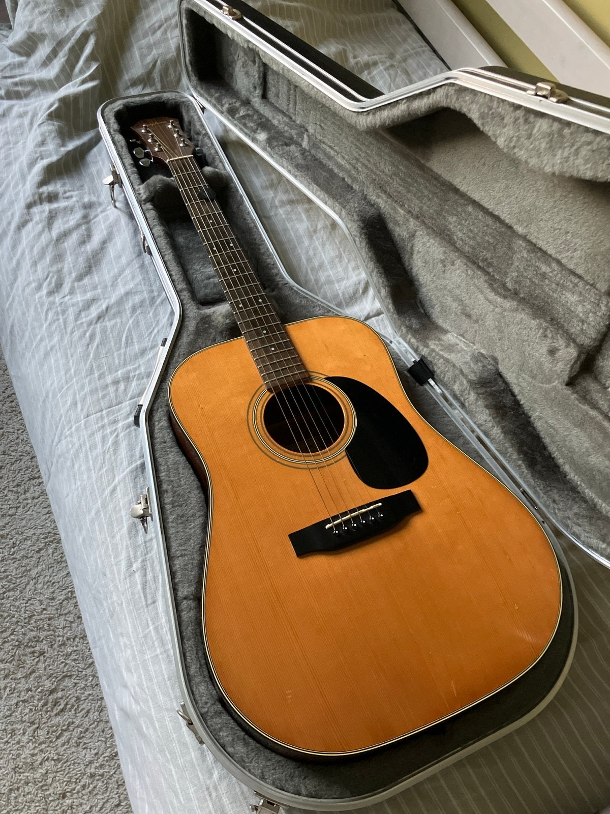 Vintage 70’s Japanse Epiphone Gitaar, volle sound, Ophalen, Gebruikt, Western- of Steelstringgitaar, Met koffer