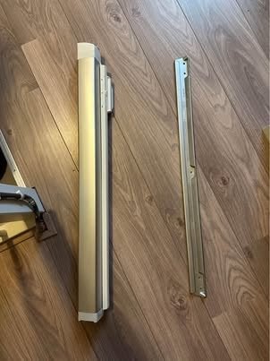 Lascal Oprolhekje - Wit/Zwart, uitschuifbaar tot 120cm, Kinderen en Baby's, Traphekjes, Overige materialen, Gebruikt, Oprolhekje