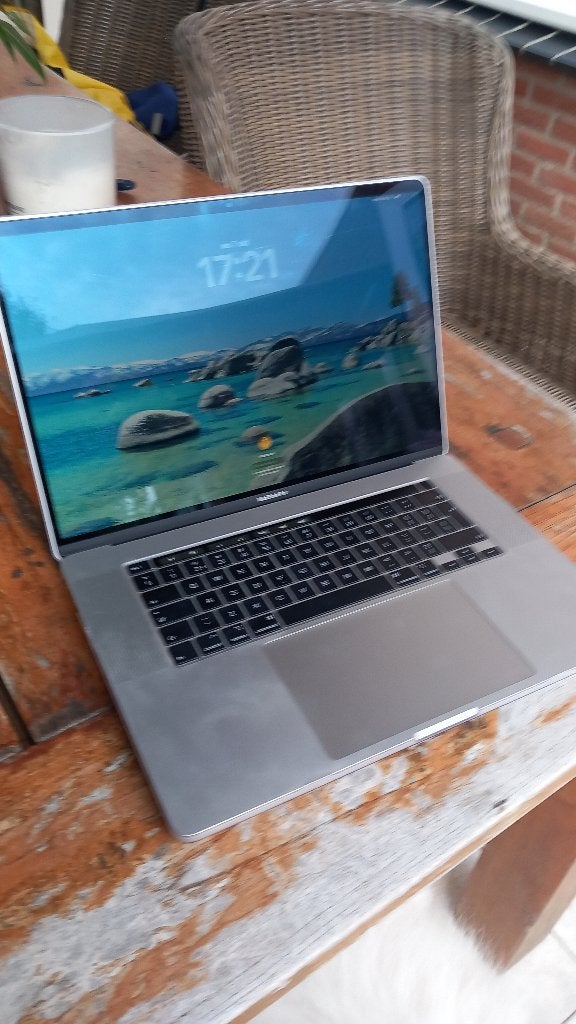 MAC BOOK PRO, Computers en Software, 1 TB of meer, 2 tot 3 Ghz, Qwerty, Overige groottes
