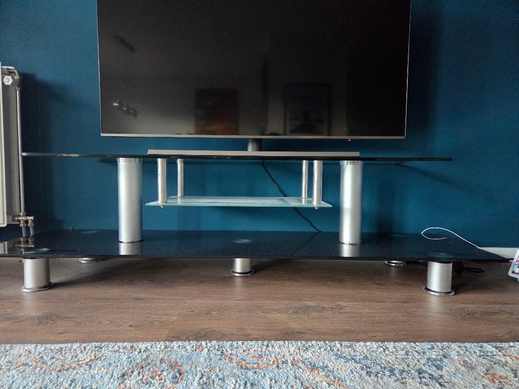Modern TV-meubel, Ophalen, 150 tot 200 cm, Zo goed als nieuw, Minder dan 100 cm