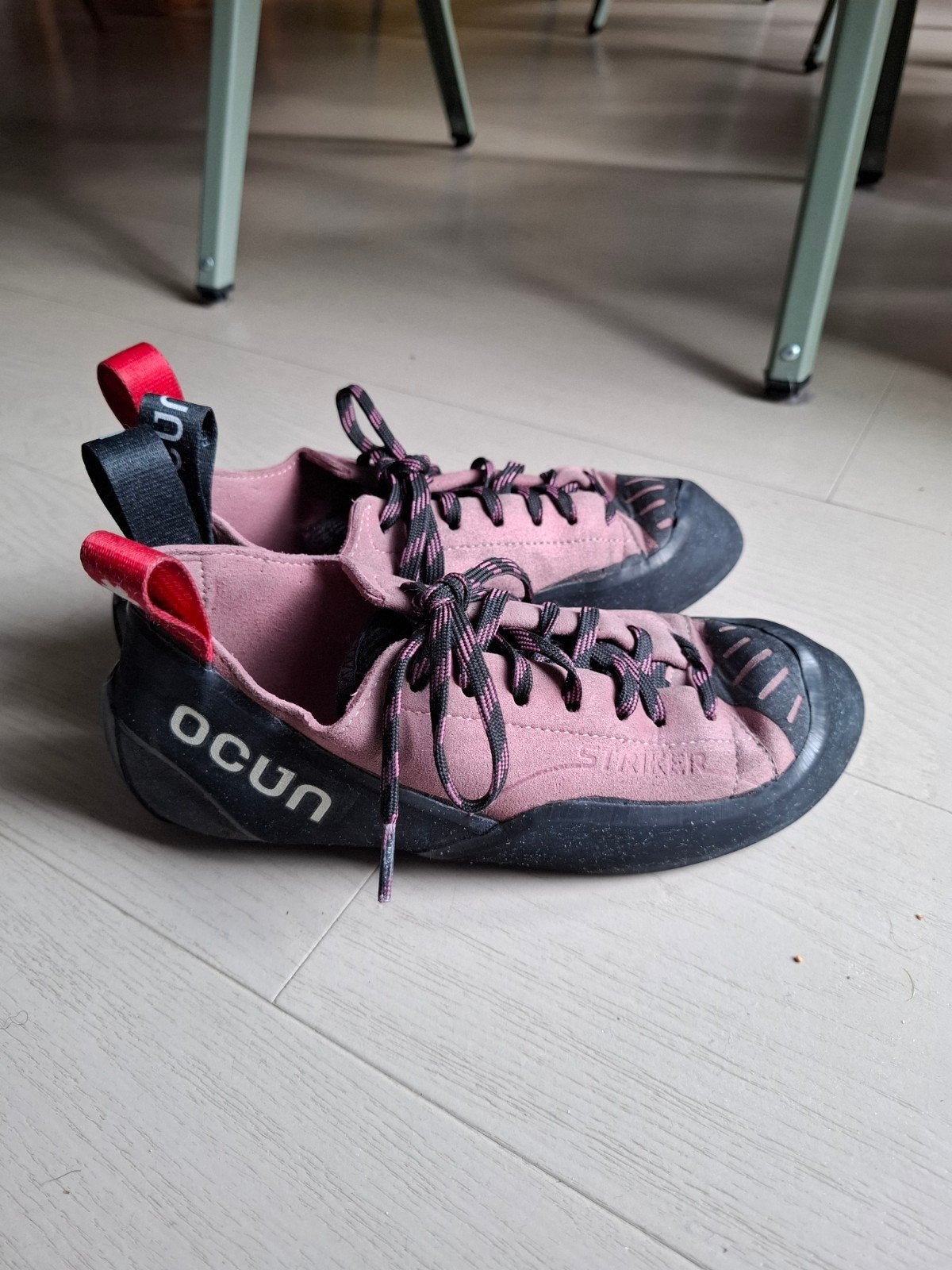 Klimschoenen of boulderen Ocun Striker Dames maat 39 (uk 6), Ophalen, Gebruikt, Klimsportschoenen