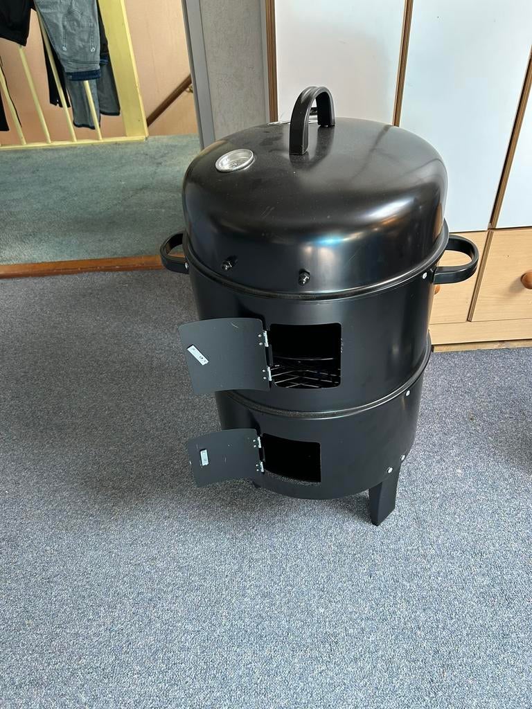 Nieuwe rookton / barbecue, Ophalen, Zo goed als nieuw