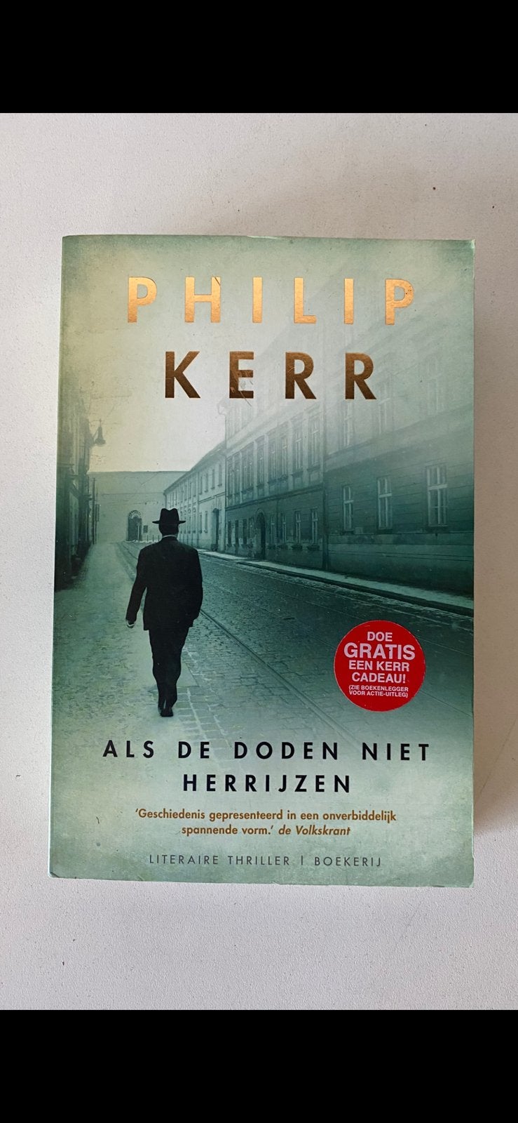 boek: ‘ALS DE DODEN NIET HERRIJZEN’  (2009), Boeken, Ophalen of Verzenden, Zo goed als nieuw, Wereld overig