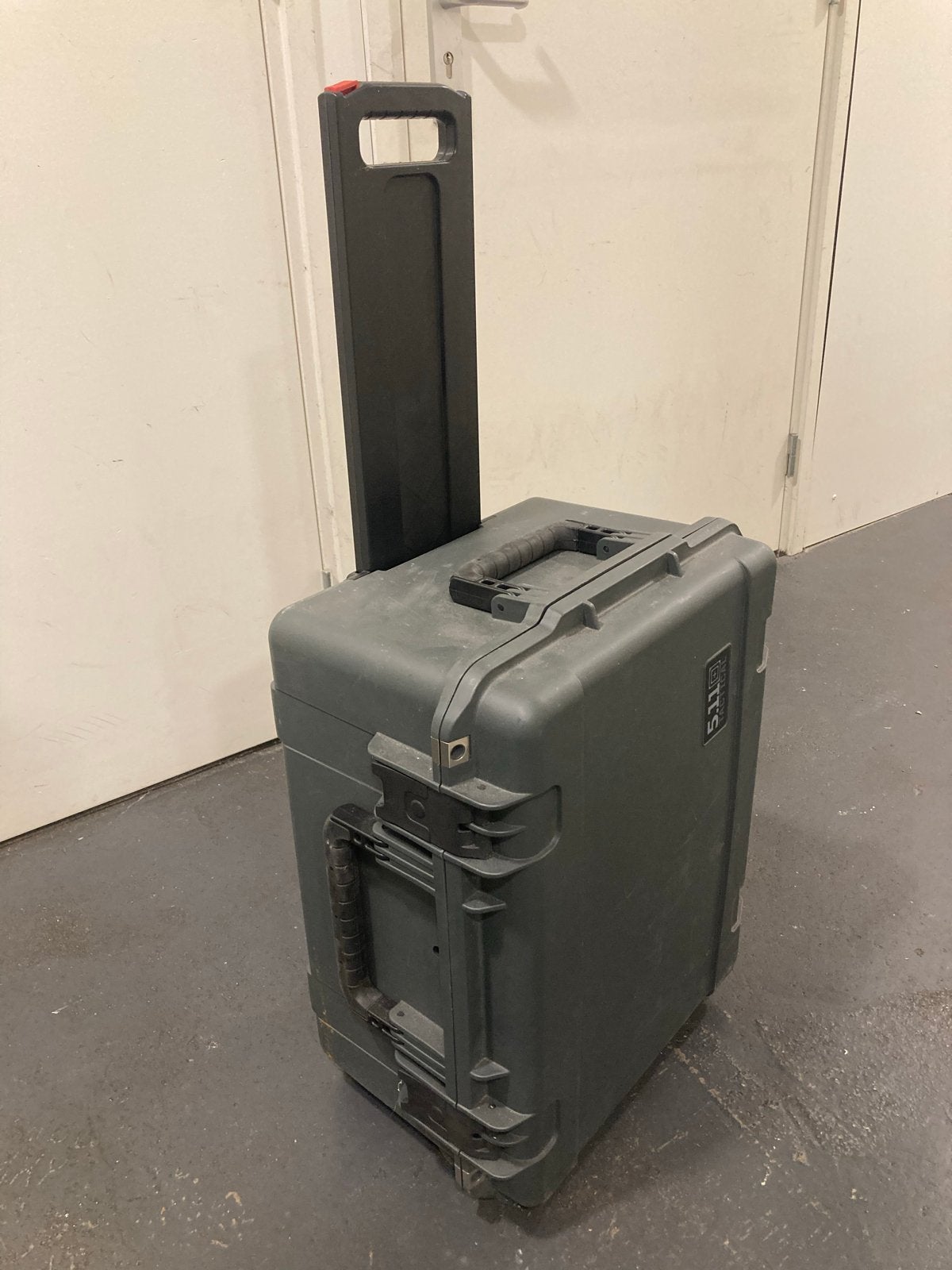 5.11 Tactical Koffer met wieltjes en uitschuifbare Handgreep, 30 cm of meer, Gebruikt, Ophalen of Verzenden, 60 tot 80 cm