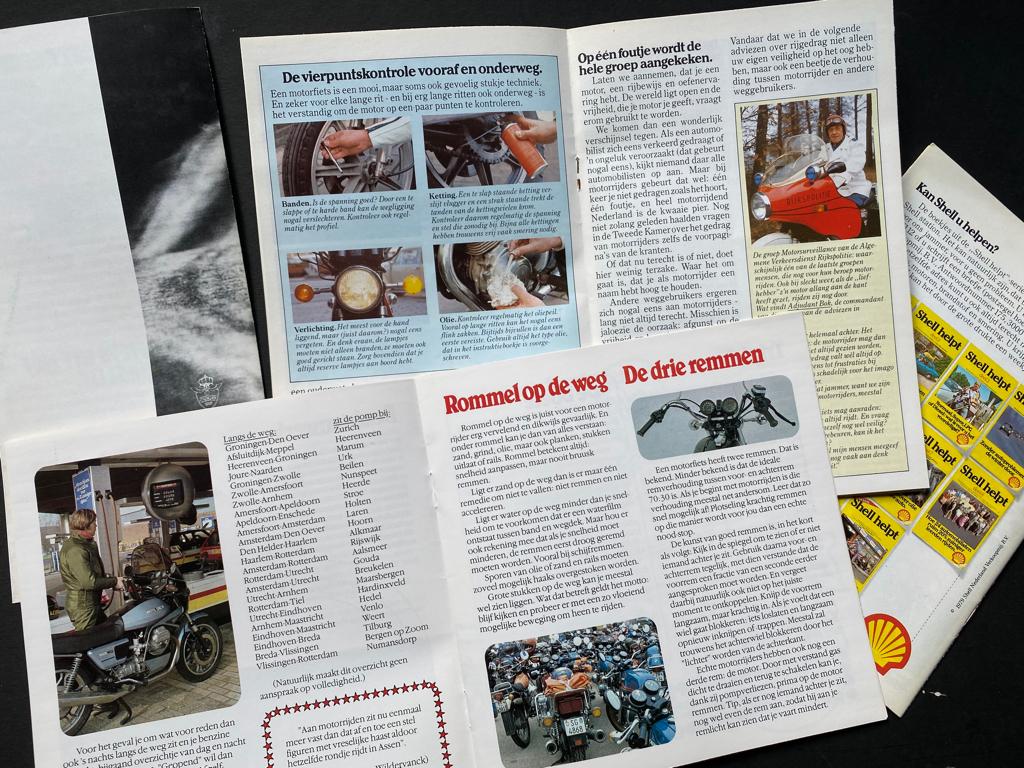 Folders / brochures uit de jaren 80 over de motorfiets., Ophalen of Verzenden, Overige merken
