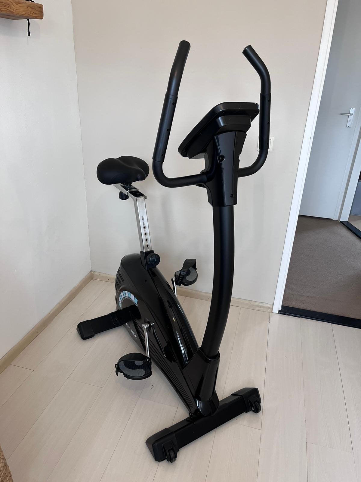 Fit Bike Ride 5 Hometrainer - Zo goed als nieuw, Ophalen, Zo goed als nieuw, Metaal, Benen