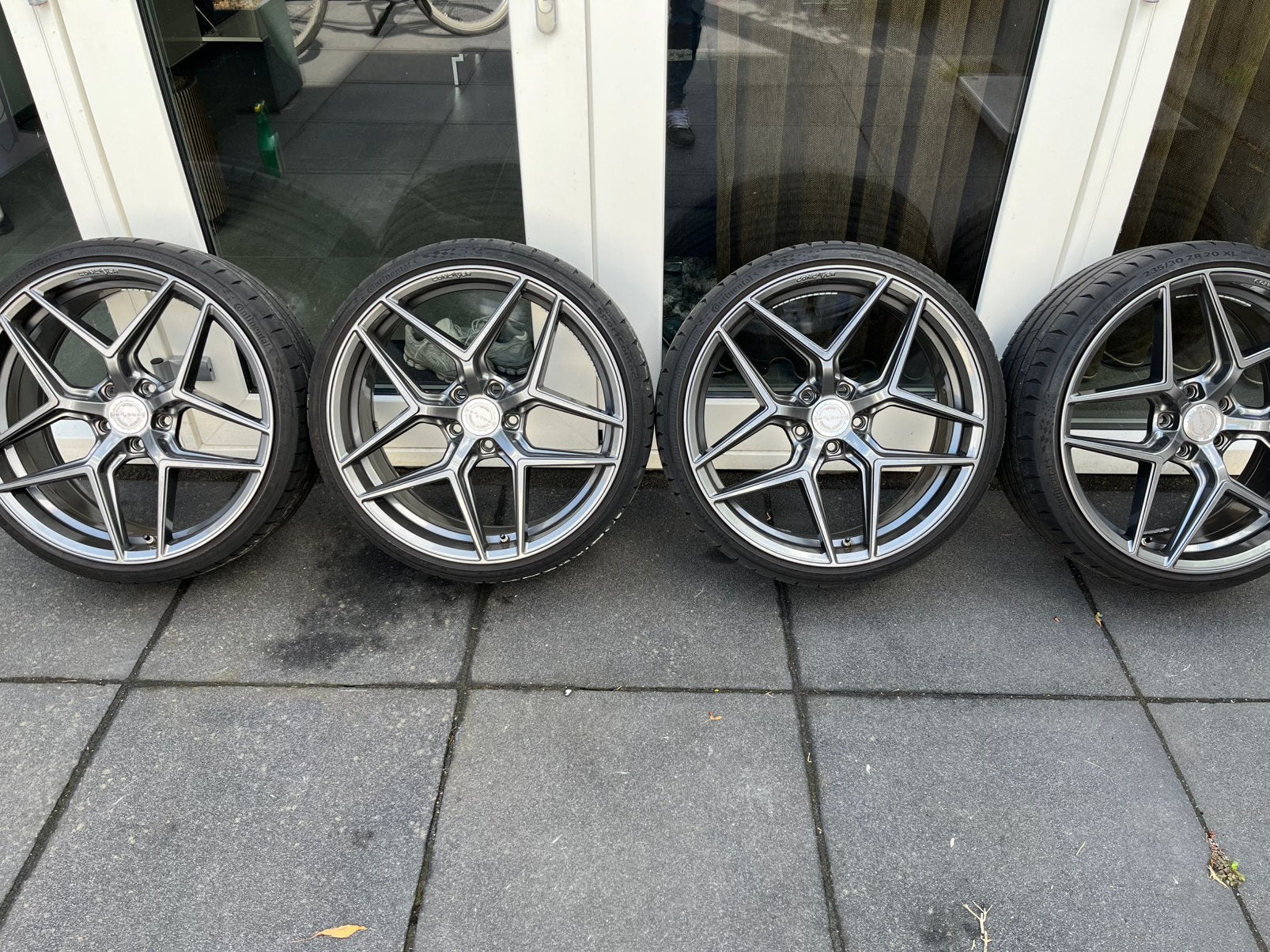 Concaver velgen incl. Continental banden 20inch, Auto-onderdelen, Banden en Velgen, Ophalen, Gebruikt, Banden en Velgen, 235 mm