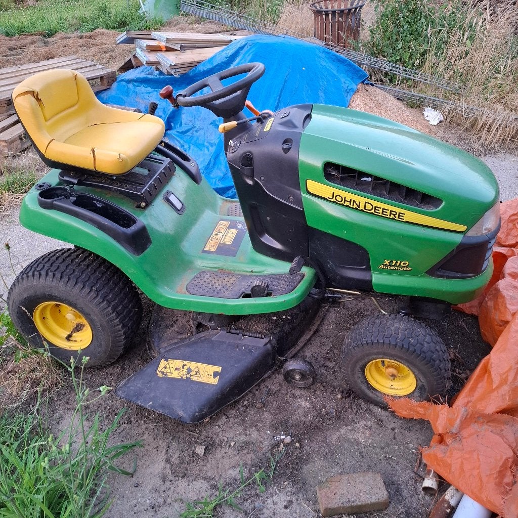john deere zitmaaier X110 automatic, Gebruikt, Mulchfunctie, 90 tot 120 cm, Ophalen