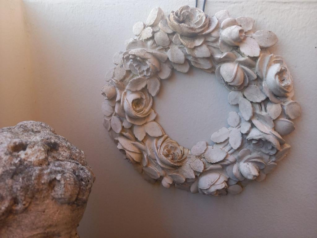 Betonnen wand decoratie krans, Tuin en Terras, Tuinbeelden, Ophalen of Verzenden, Overige typen