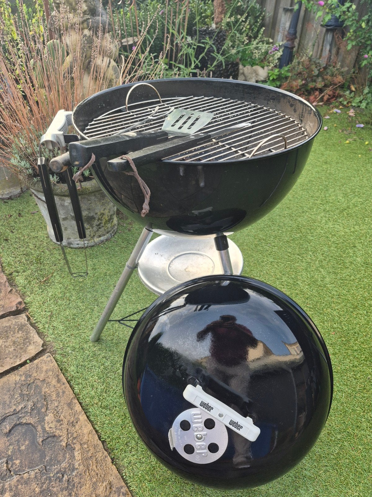 Weber Compact Kettle Houtskoolbarbecue met accessoires, Tuin en Terras, Ophalen, Gebruikt, Weber