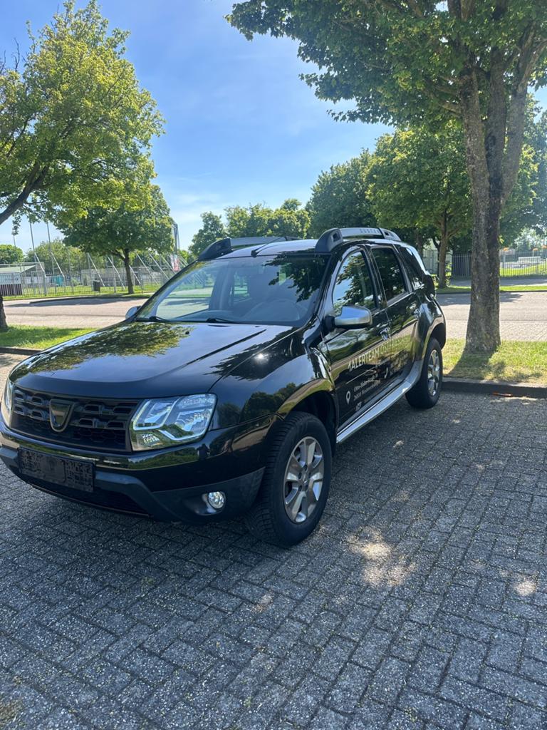 Dacia Duster Duitsland importeren, Euro 5, Duster, Zwart, Bedrijf