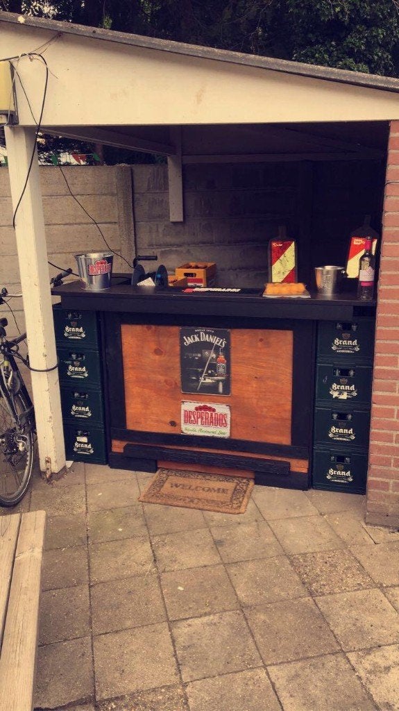 Zwarte houten buitenbar inclusief koelkast, Huis en Inrichting, Ophalen, Gebruikt