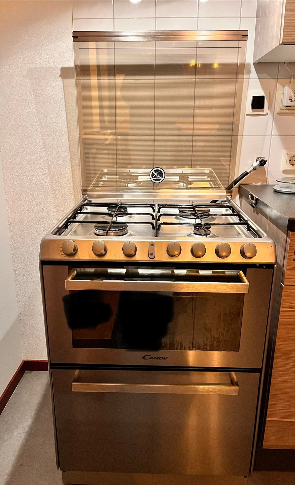 3in1 gasfornuis, oven en vaatwasser, Ophalen, Gebruikt, 4 kookzones, Gas