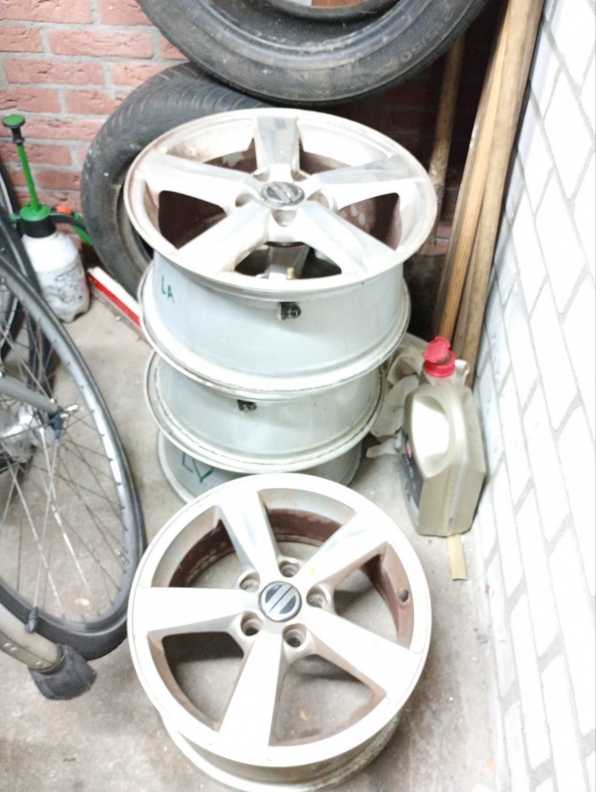 Volvo 16 inch velgen (4 stuks), Auto diversen, Wieldoppen, Ophalen, Gebruikt