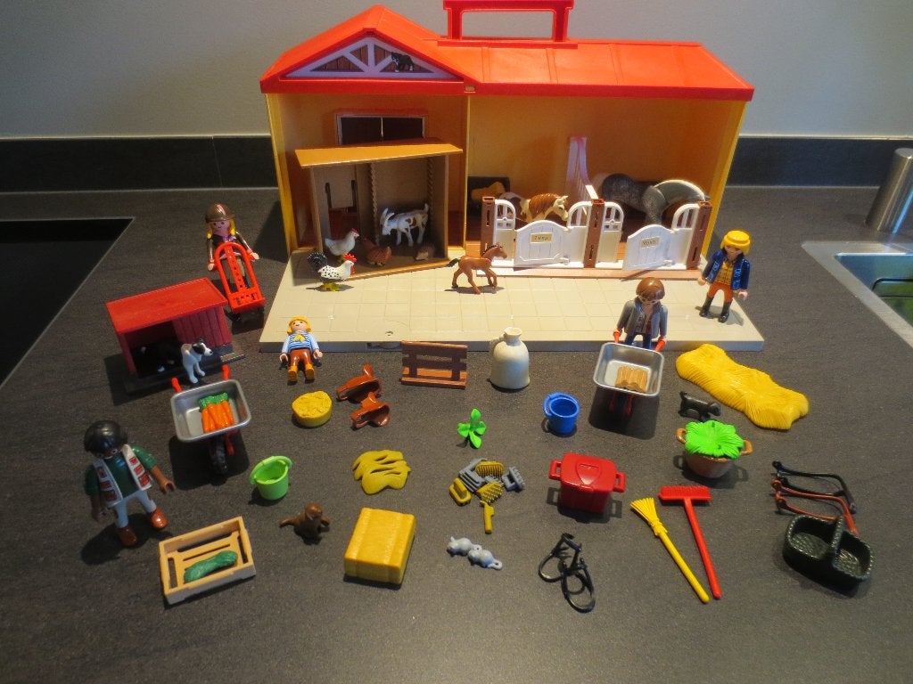 Playmobiel: Country (mobiele) Stal. Makkelijk mee te nemen., Ophalen of Verzenden, Zo goed als nieuw, Complete set, Overige typen