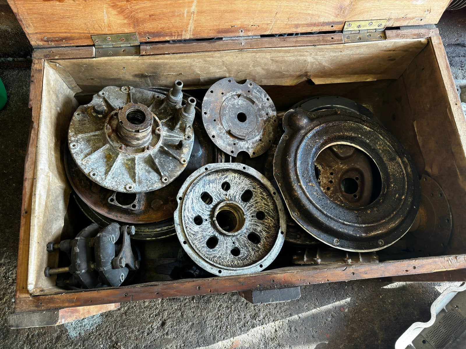 Lancia Aurelia B10/B20 delen, remtrommels versnellingsbak, Ophalen, Gebruikt, Lancia
