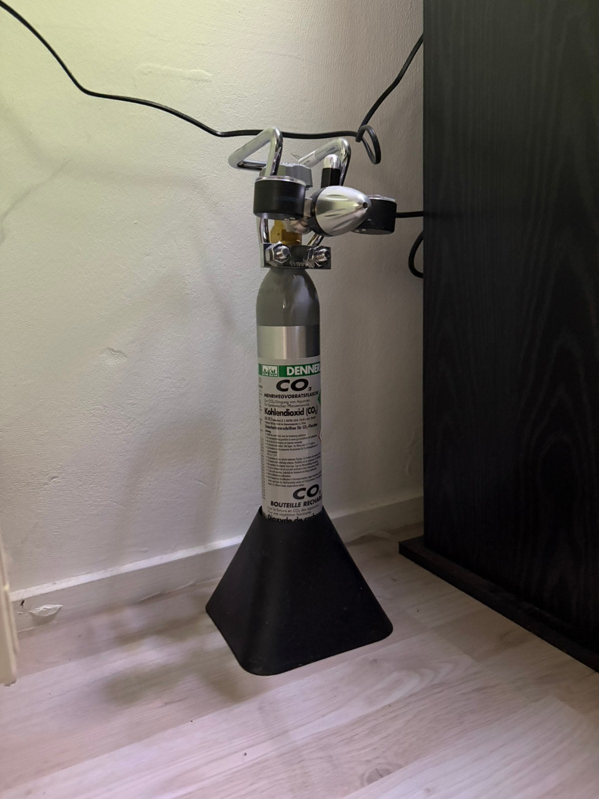 Dennerle CO₂ M400 Carbo Power systeem, Ophalen of Verzenden, Zo goed als nieuw