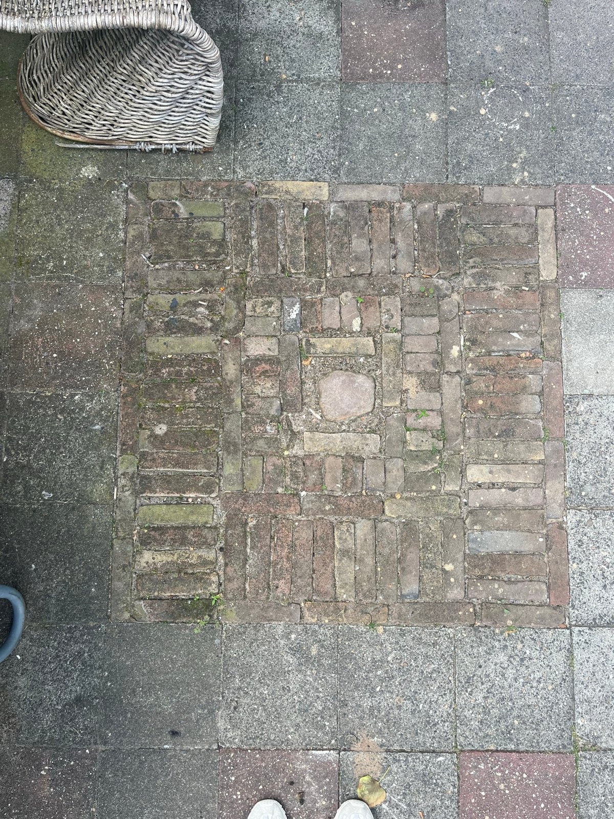 Gratis straatwerk afhalen, Tuin en Terras, Gebruikt, Klinkers, Ophalen of Verzenden, 10 m² of meer