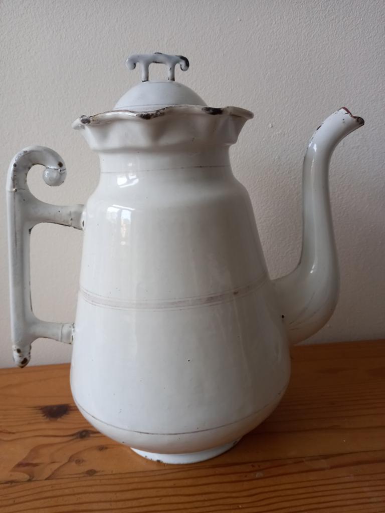 Emaille koffiepot met geschulpte rand/wit, Ophalen of Verzenden