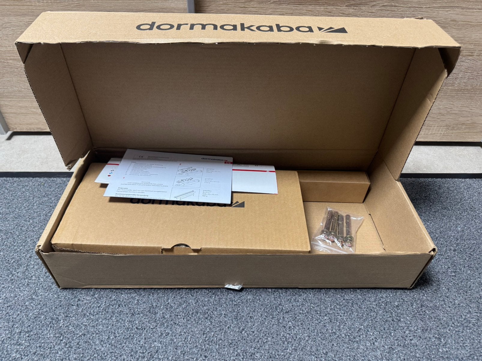 Dormakaba TS 98 XEA Deurdranger - Nieuw in doos, Ophalen of Verzenden, Nieuw, Overige materialen, Overige typen