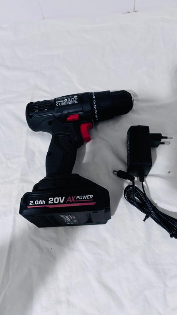 Accuboormachine 20V - Incl. Accu & Lader - Uitstekende staat, Variabele snelheid, Ophalen of Verzenden, 400 tot 600 watt, Zo goed als nieuw