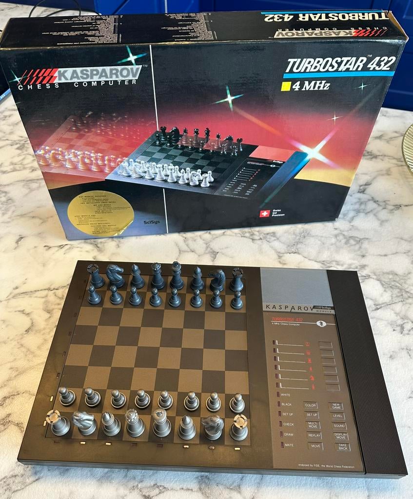 Kasparov Turbostar 432 Schaakcomputer – COMPLEET + WERKEND, Hobby en Vrije tijd, Gezelschapsspellen | Bordspellen, Gebruikt, Een of twee spelers