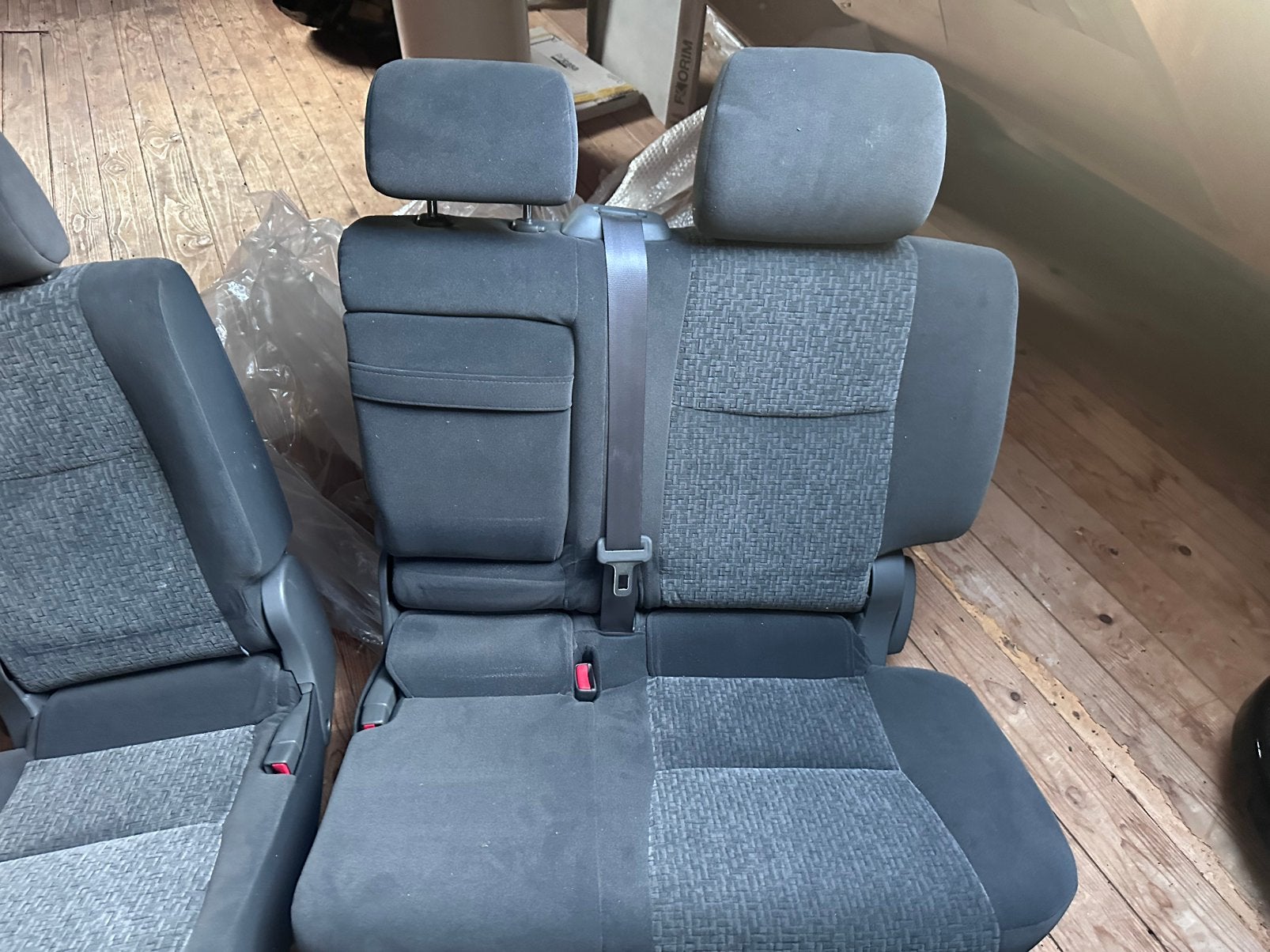 Autostoelen Volkswagen Touran achterbank, Auto-onderdelen, Interieur en Bekleding, Ophalen, Volkswagen