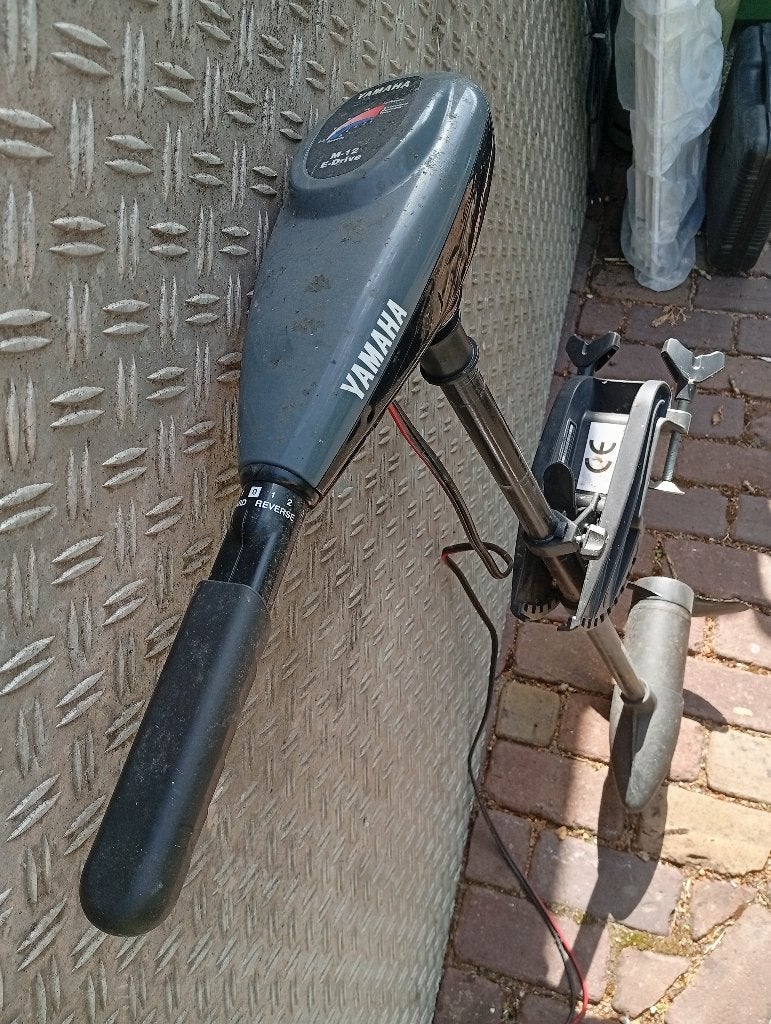Elektrische buitenboord motor, Ophalen, Gebruikt