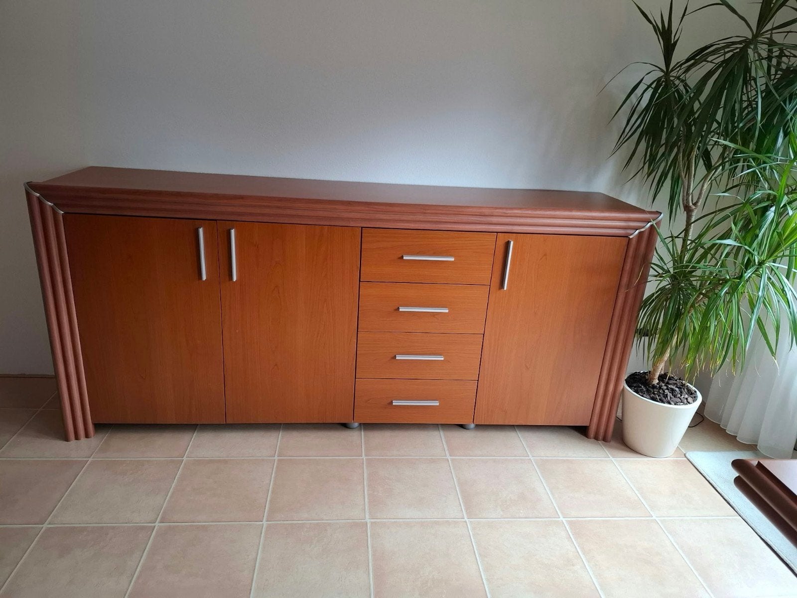 nette dressoir kersenhout, Huis en Inrichting, Ophalen, Zo goed als nieuw, 25 tot 50 cm, Classic