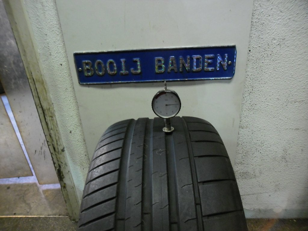 265 30 21 demobanden bridgestone potenza sport met 7,5 mm, Auto-onderdelen, Banden en Velgen, 265 mm, Banden en Velgen, Zomerbanden