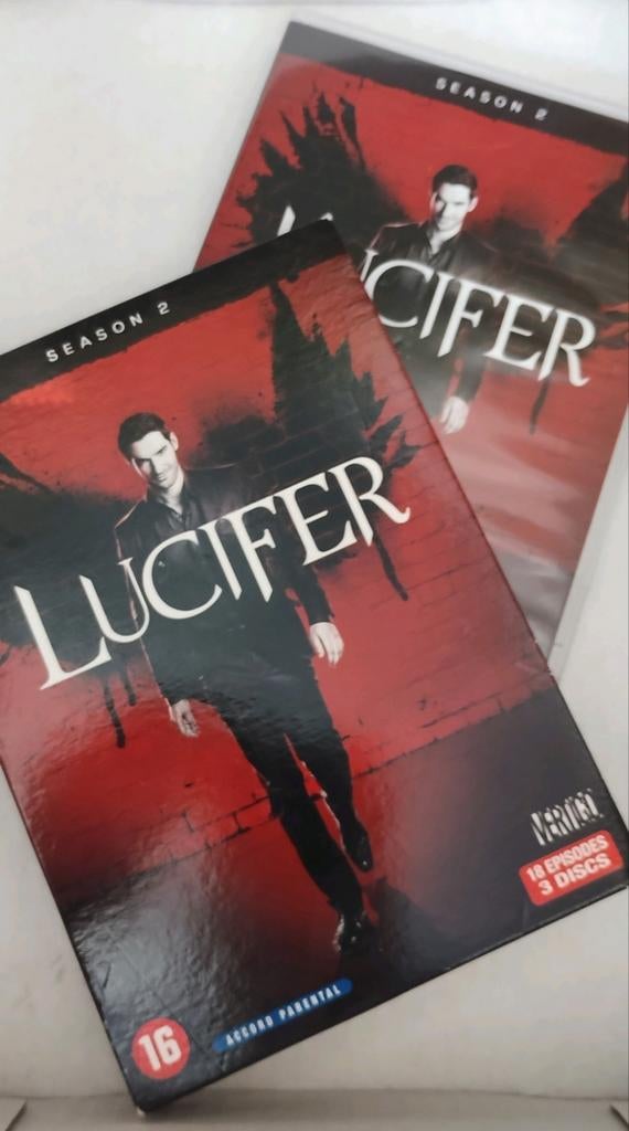 Lucifer Seizoen 2 DVD - 18 afleveringen, 3 discs, Cd's en Dvd's, Dvd's | Tv en Series, Vanaf 16 jaar, Verzenden, Boxset, Drama