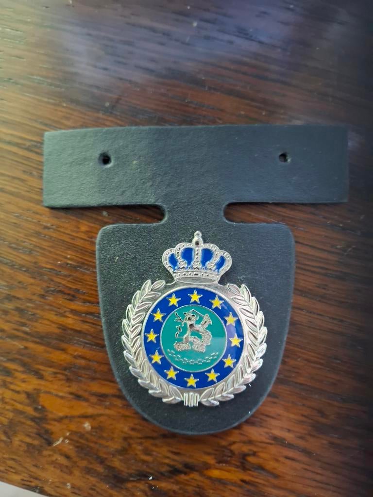 Oude borstzakhanger Douane - Uniek verzamelobject, Verzamelen, Ophalen of Verzenden, Overige soorten, Nederland, Embleem of Badge
