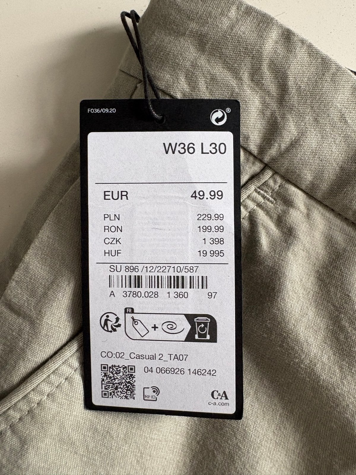 Nieuwe C&A broek W36 L30 met prijskaartje, Kleding | Heren, Broeken en Pantalons, Ophalen, Nieuw, Maat 48/50 (M), Beige