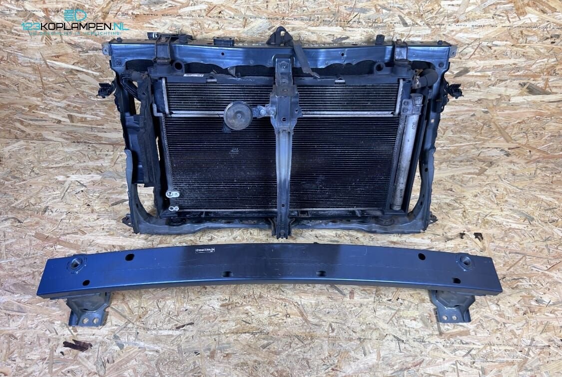 Toyota Auris 2 1.8 Hybride Voorfront koelerpakket radiateur, Auto-onderdelen, Ophalen, Gebruikt, -, -