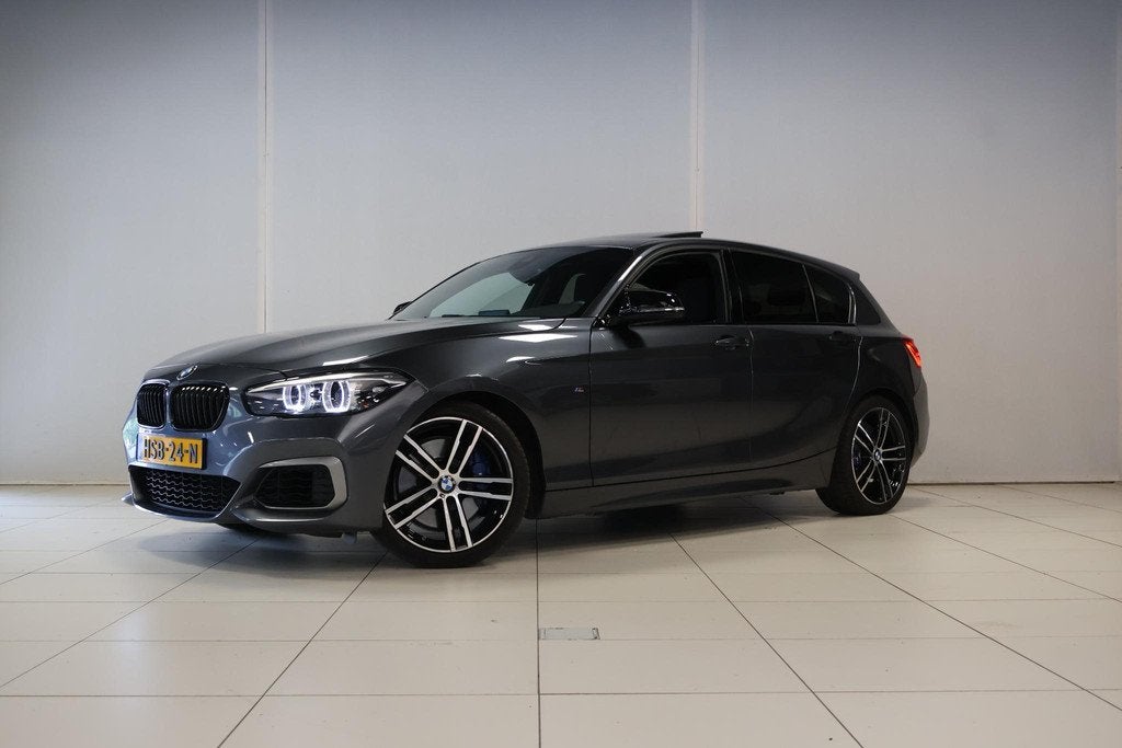 BMW 1-serie M140i High Executive, Auto's, BMW, Achterwielaandrijving, Gebruikt, Euro 6, Alcantara