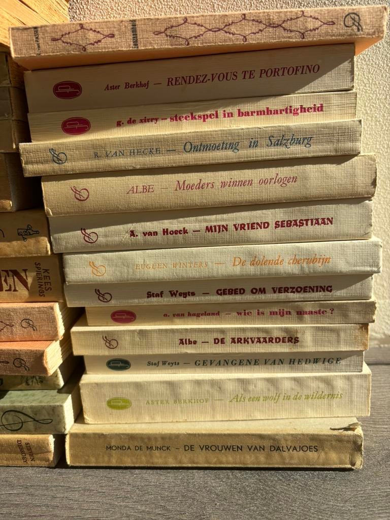 Partij oude boeken 1930-1960 ±50 stuks Karl May Ernest Claes, Boeken, Partijen en Verzamelingen, Ophalen, Zo goed als nieuw