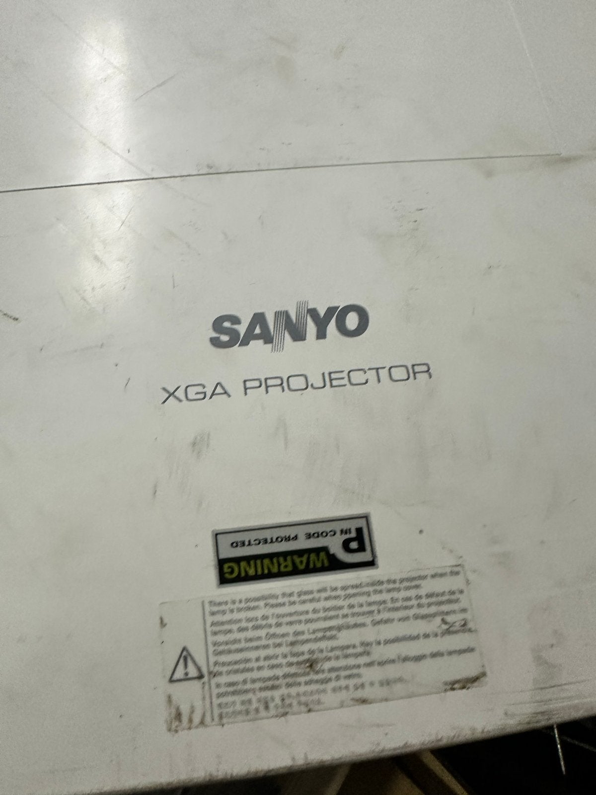 Sanyo PLC-XM100L XGA met verwisselbr lens, Ophalen, Gebruikt, LCD, Overige resoluties
