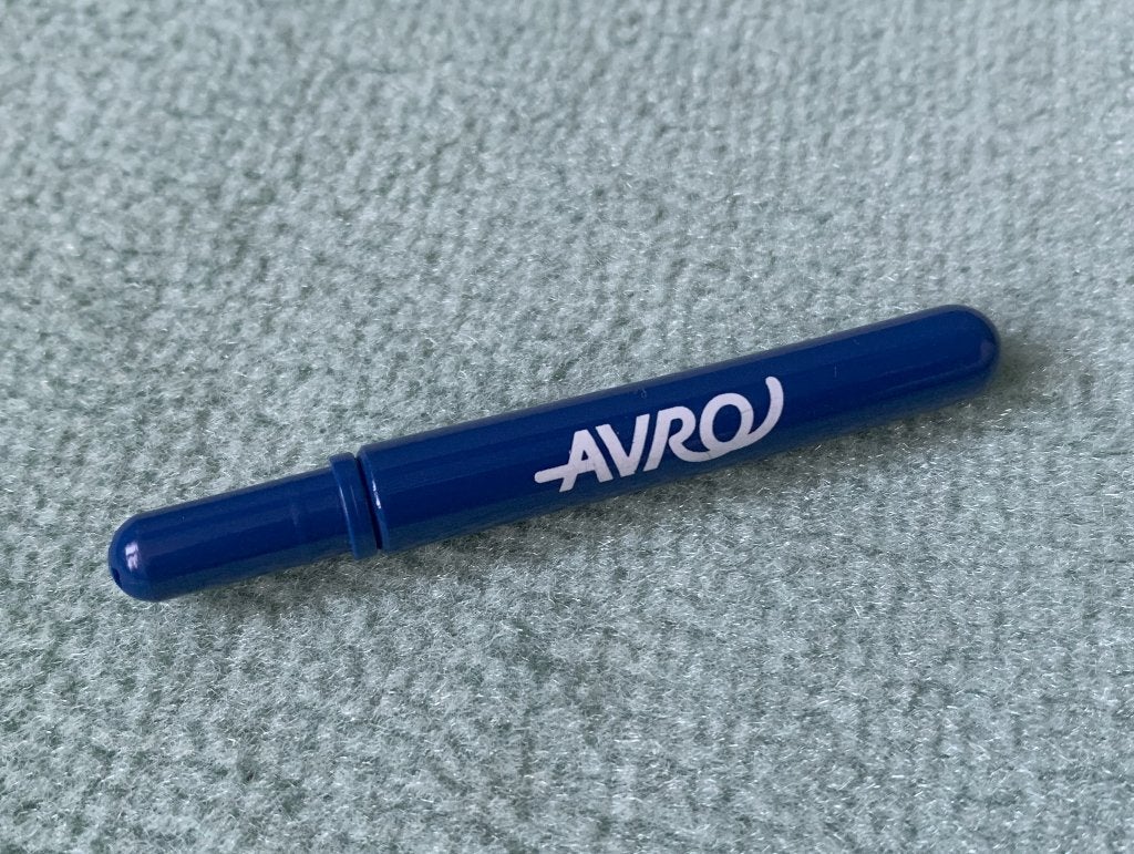 AVRO - pen 7 cm - pennetje, Overige merken, Gebruikt, Balpen, Ophalen of Verzenden