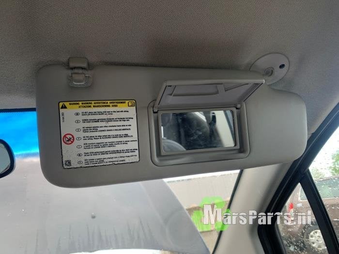Zonneklep van een Chevrolet Spark, Gebruikt, -, Ophalen of Verzenden, -