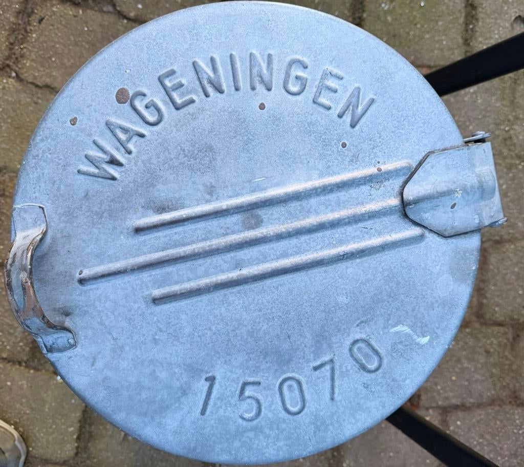 Zeer mooie vintage zinken vuilnisemmer Wageningen, Huis en Inrichting, Woonaccessoires | Prullenbakken, Ophalen, Gebruikt, Minder dan 50 cm