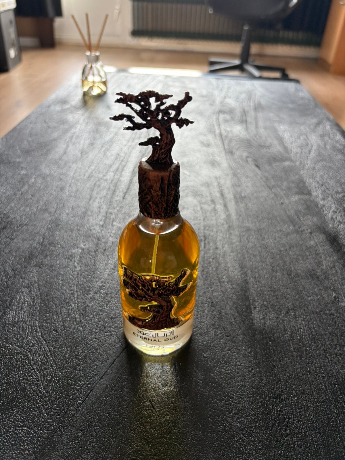 Latafa eternal oud, Verzamelen, Parfumverzamelingen, Ophalen of Verzenden, Zo goed als nieuw, Parfumfles