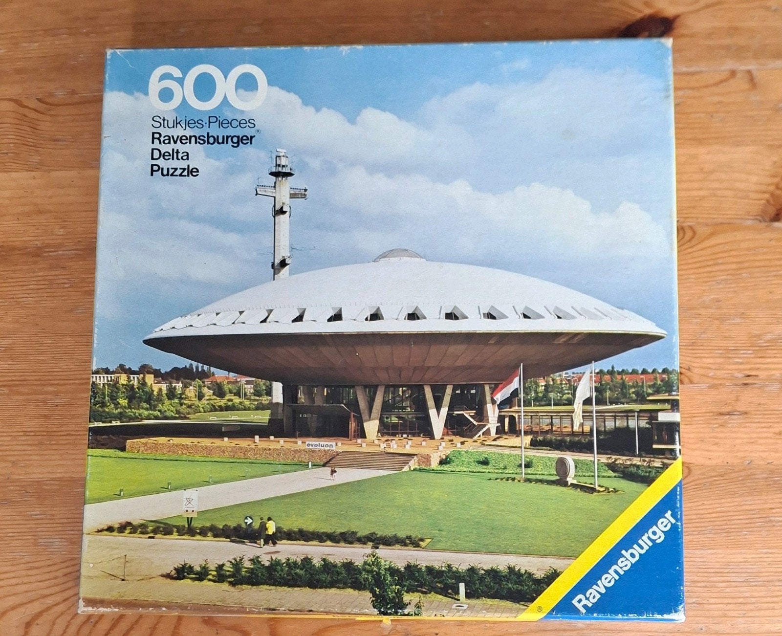 puzzel van Evoleon Eindhoven, Ophalen of Verzenden, 500 t/m 1500 stukjes
