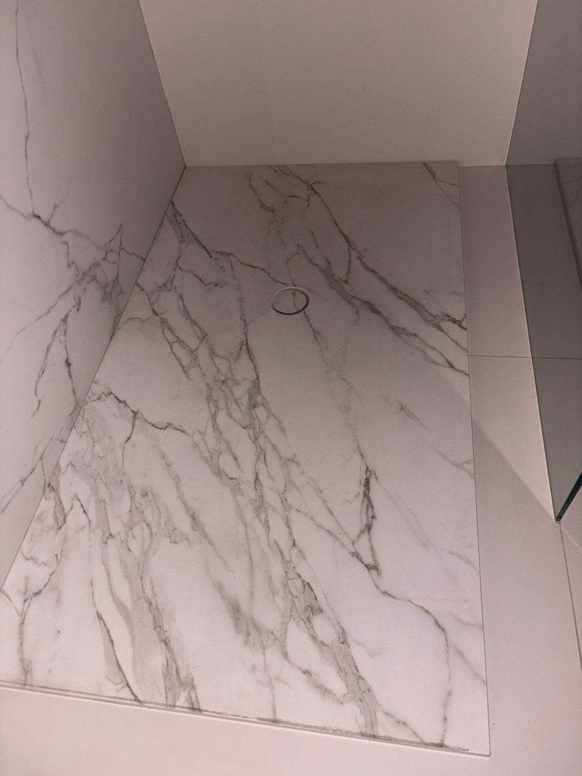 Luxe douchebak 180x100cm + douchewand 250x135cm Showroommode, Ophalen, Zo goed als nieuw, 10 m² of meer, Overige materialen