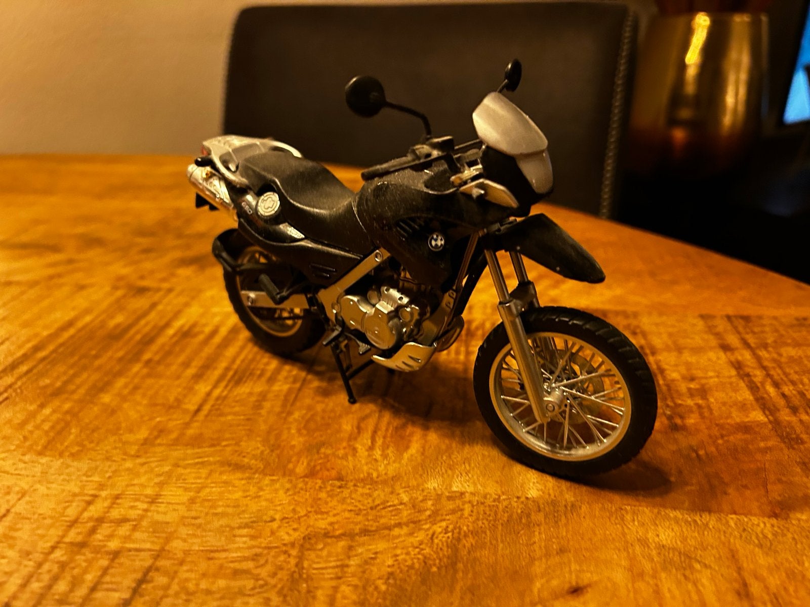BMW F 650 GS schaalmodel motorfiets, Ophalen of Verzenden, Zo goed als nieuw, Motor